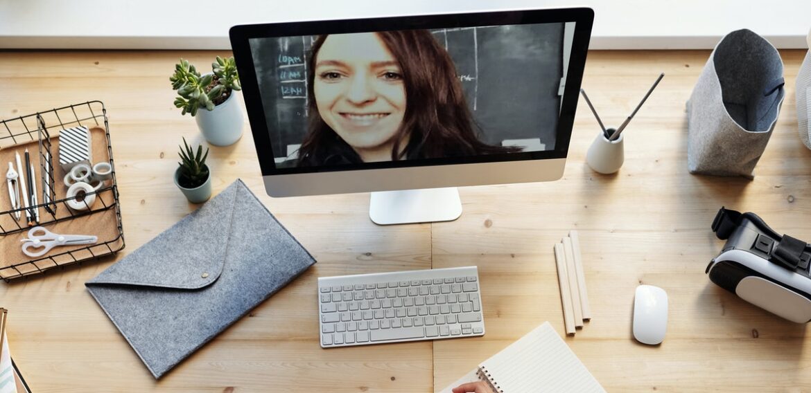 Aprendé inglés desde tu casa con jerarquía académica de la UTN a un costo accesible