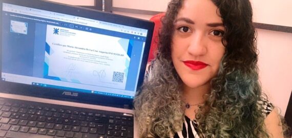 “Estudiar periodismo y marketing digital en Elearning-Total me sirvió para trabajar online para España”