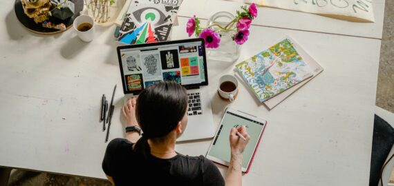 Feliz Día del Diseñador Gráfico