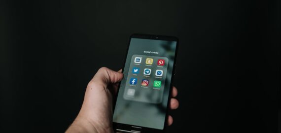 El curso de Redacción Periodística para Redes Sociales capacita a todo el arco generacional sin  conocimientos previos