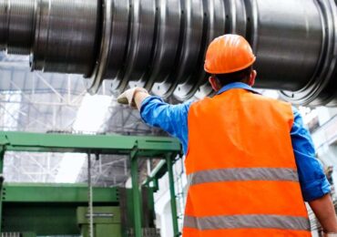 Especializarte en mantenimiento industrial te aporta valor agregado