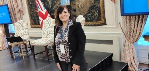 La Universidad de Oxford distinguió a la coordinadora de idiomas de Elearning-Total