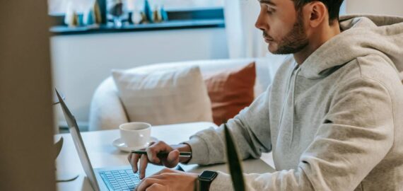 Con Elearning-Total te construirás un futuro profesional y laboral a tu ritmo