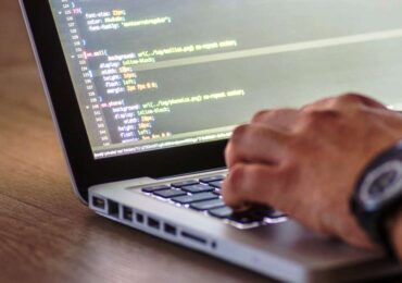 Descubrí tu potencial en el mundo digital con la Diplomatura en Desarrollo Web FrontEnd