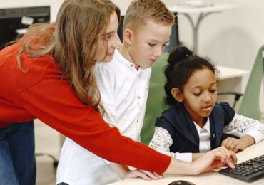 Liderá la educación del futuro transformando tu práctica docente