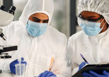 Especializate en aseguramiento de calidad con aval universitario