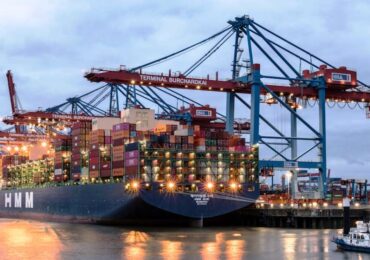 Impulsá tu carrera en comercio exterior con la Diplomatura en Agente de Transporte Aduanero