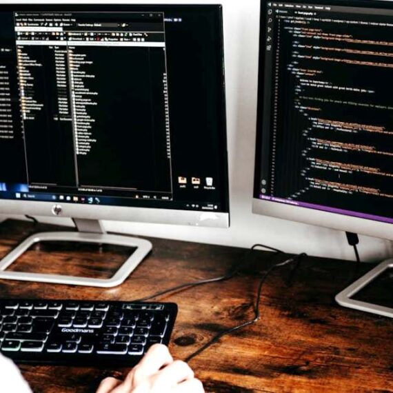 Feliz Día de la Ingeniería en Sistemas