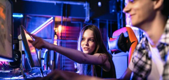 Elearning-Total celebra el Día del Profesional Tecnológico Argentino impulsando la formación que transforma